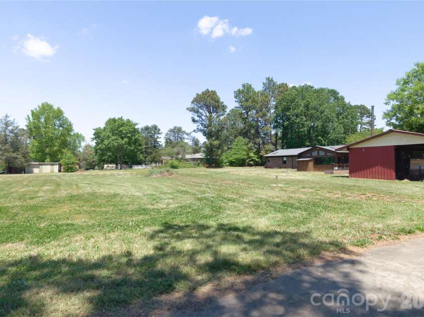 6870 Lowder Road, Salisbury, NC 28147.  MLS# CAR4368281, YatesRealty ID 22298. Backyard