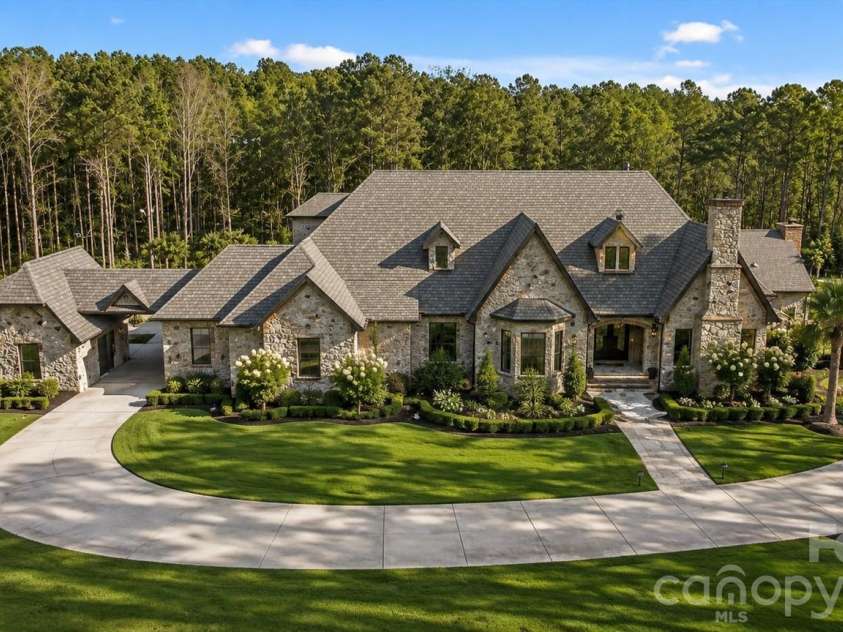 135 Stillwater Road, Troutman, NC 28166.  MLS# CAR4367463, YatesRealty ID 22299. 