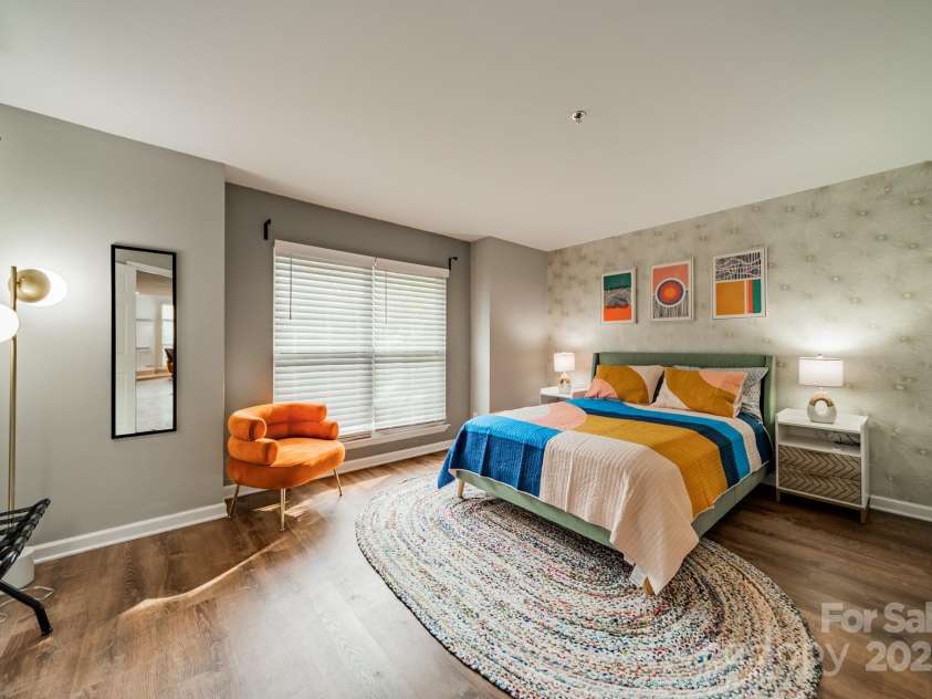 513 Graham Street, Charlotte, NC 28202.  MLS# CAR4232603, YatesRealty ID 223.  Main Level -2nd Bedroom