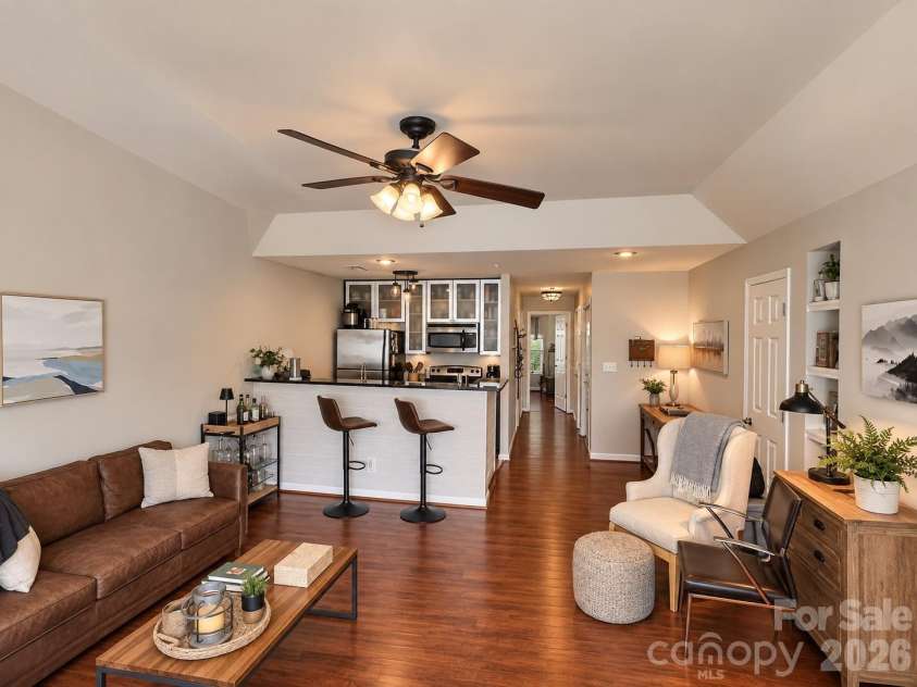 513 Graham Street, Charlotte, NC 28202.  MLS# CAR4377800, YatesRealty ID 223. 