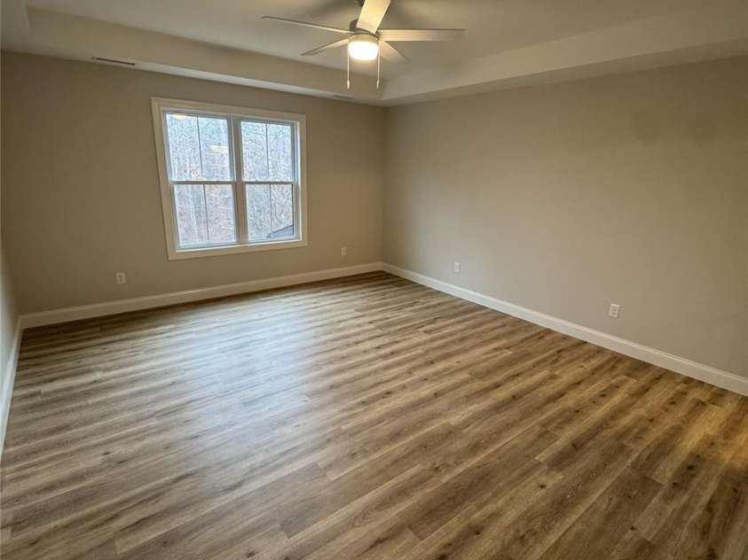 112 Wexford Pointe, Hickory, NC 28601.  MLS# CAR4390424, YatesRealty ID 2230. 
