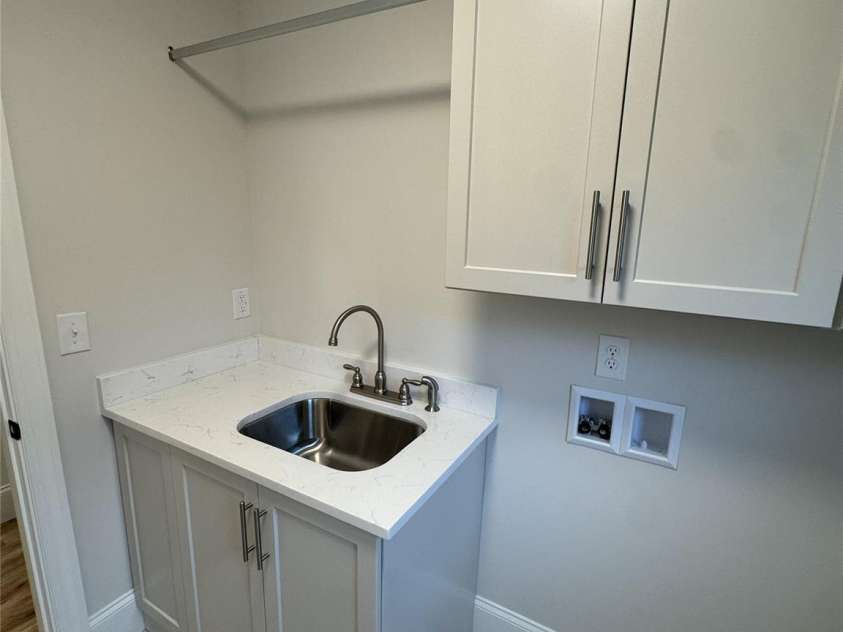 112 Wexford Pointe, Hickory, NC 28601.  MLS# CAR4390424, YatesRealty ID 2230. 