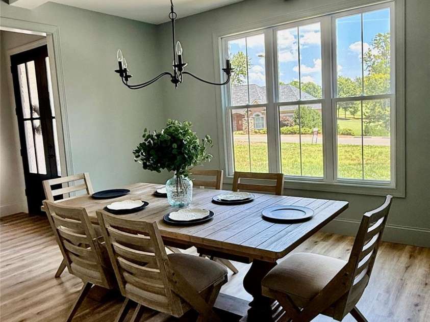 112 Wexford Pointe, Hickory, NC 28601.  MLS# CAR4390424, YatesRealty ID 2230. 