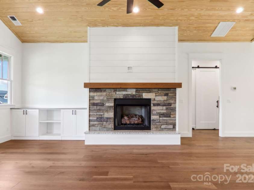 62 Maple Knoll Drive, Hendersonville, NC 28792.  MLS# CAR4120229, YatesRealty ID 2230. 