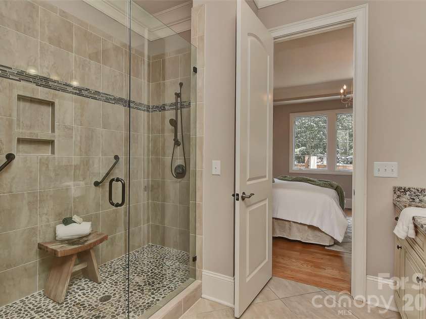 5909 Tred Avon Court, Charlotte, NC 28226.  MLS# CAR4363908, YatesRealty ID 22300. 