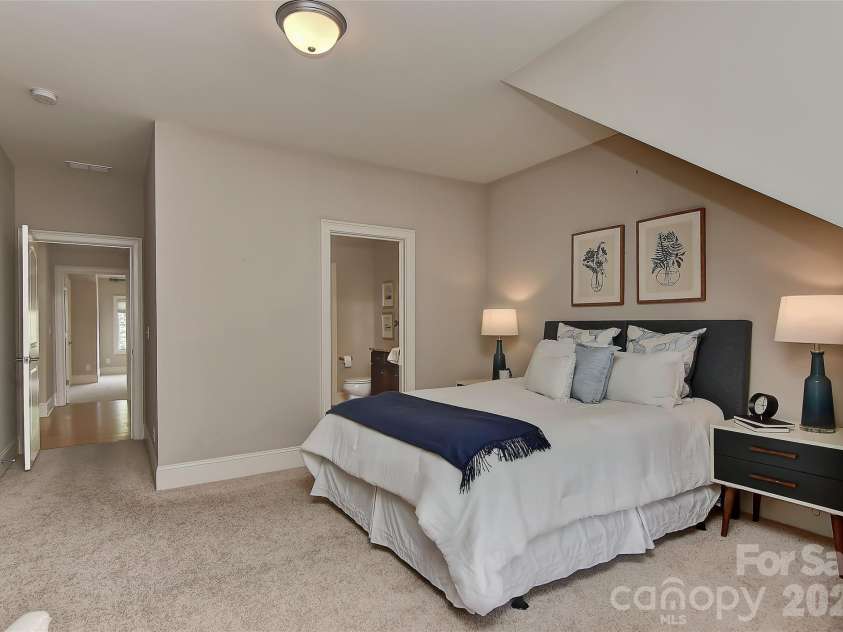 5909 Tred Avon Court, Charlotte, NC 28226.  MLS# CAR4363908, YatesRealty ID 22300. 