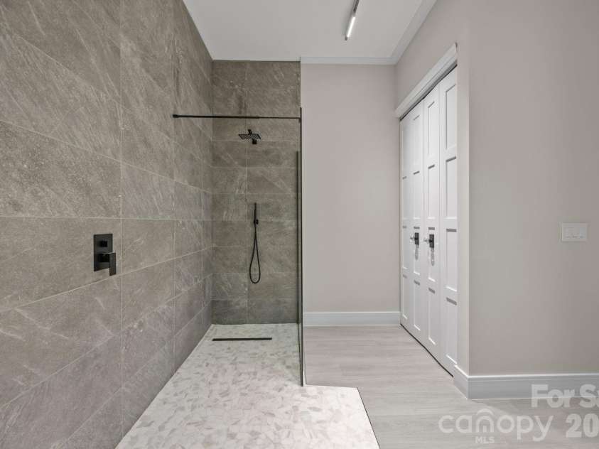 12930 Hamilton Road, Charlotte, NC 28273.  MLS# CAR4377146, YatesRealty ID 22301. 