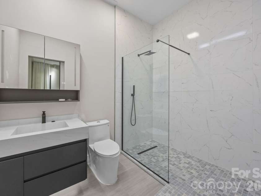 12930 Hamilton Road, Charlotte, NC 28273.  MLS# CAR4377146, YatesRealty ID 22301. 