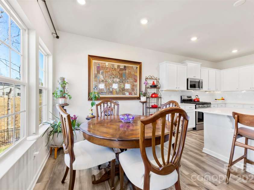 14030 Turncloak Drive, Charlotte, NC 28278.  MLS# CAR4229201, YatesRealty ID 22305. 