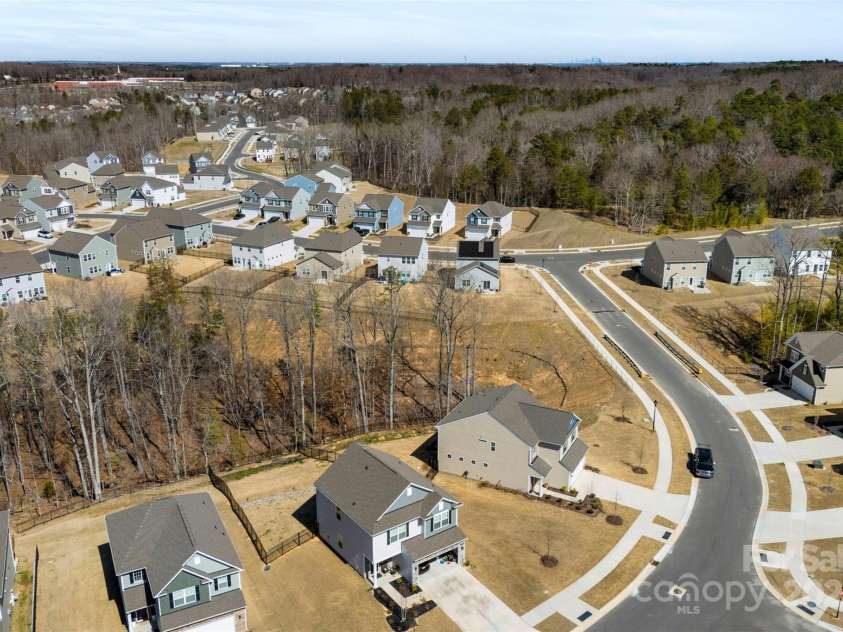 14030 Turncloak Drive, Charlotte, NC 28278.  MLS# CAR4229201, YatesRealty ID 22305. 