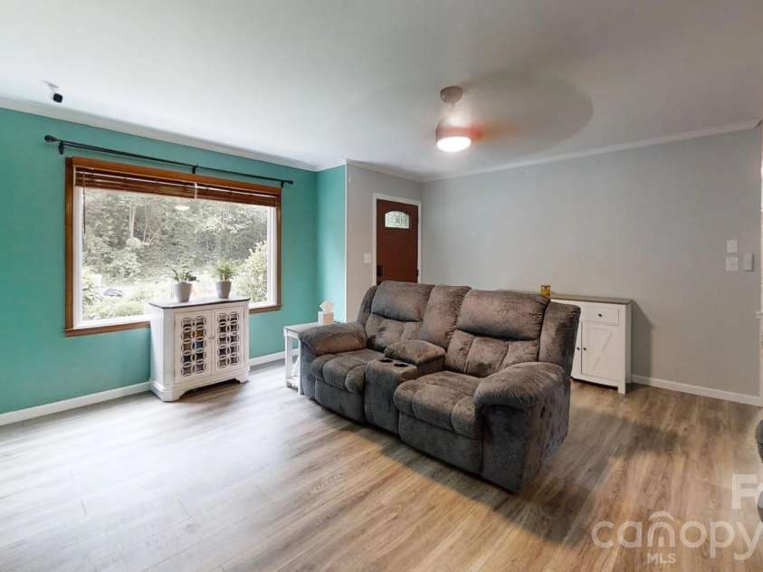 313 Church Street, Stanley, NC 28164.  MLS# CAR4381606, YatesRealty ID 22306. 