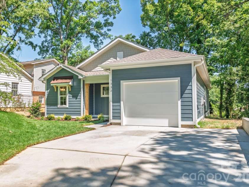 1332 Norris Avenue, Charlotte, NC 28206.  MLS# CAR4341791, YatesRealty ID 22307. 