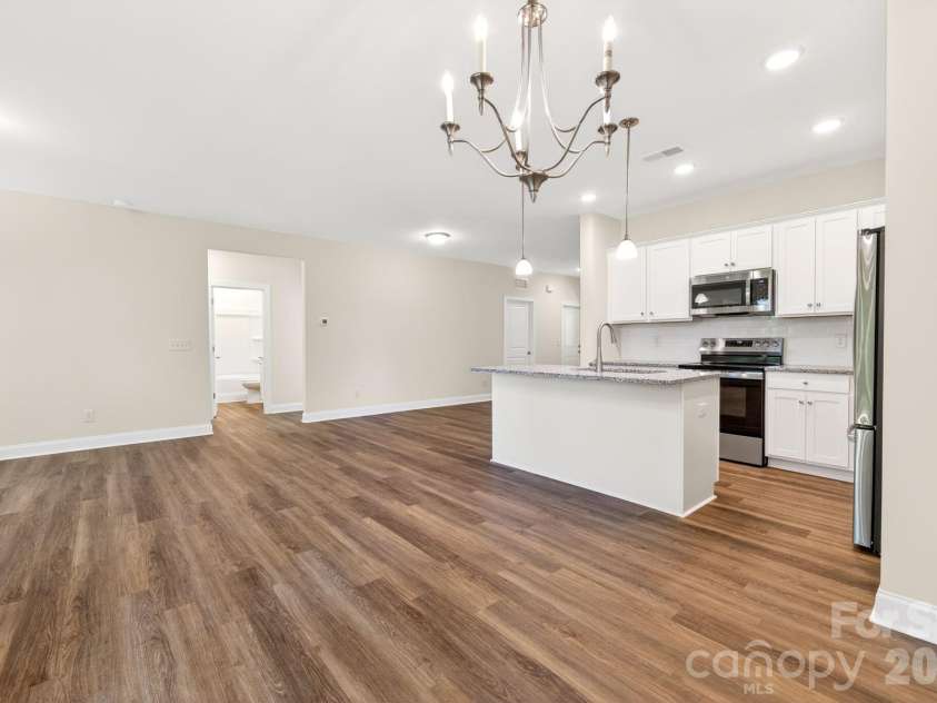1332 Norris Avenue, Charlotte, NC 28206.  MLS# CAR4341791, YatesRealty ID 22307. 