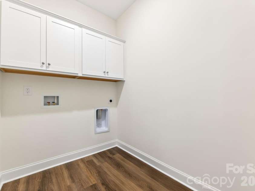 1332 Norris Avenue, Charlotte, NC 28206.  MLS# CAR4341791, YatesRealty ID 22307. 