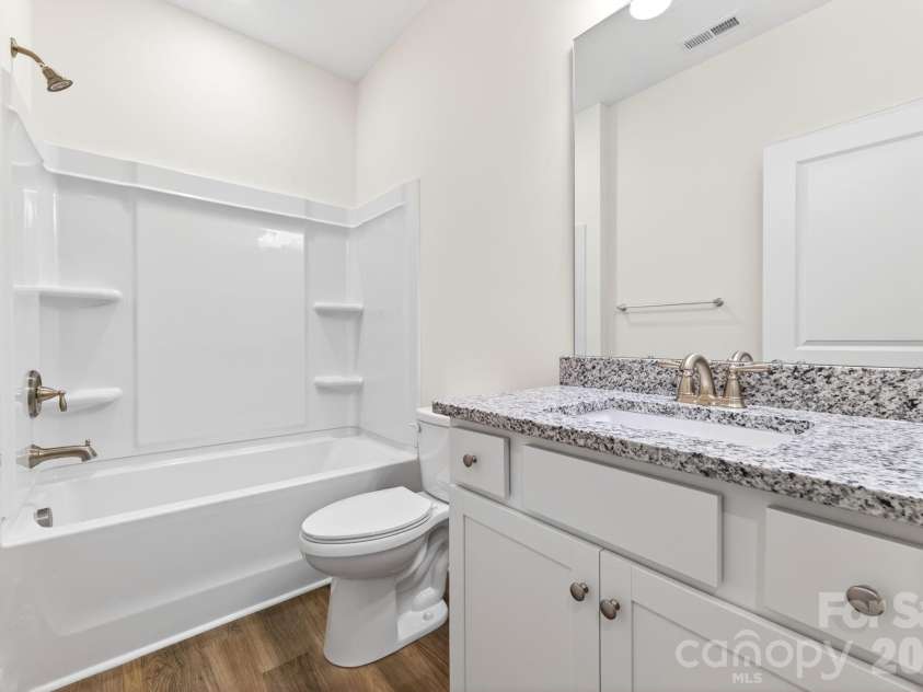 1332 Norris Avenue, Charlotte, NC 28206.  MLS# CAR4341791, YatesRealty ID 22307. 