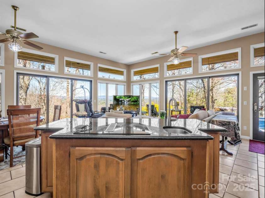 828 Foster Hill Drive, Hendersonville, NC 28739.  MLS# CAR4271476, YatesRealty ID 22307. 