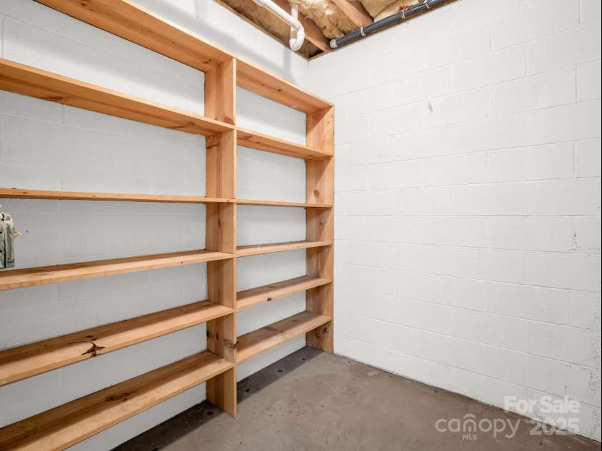 163 Summit Lane, Rutherfordton, NC 28139.  MLS# CAR4254893, YatesRealty ID 22308. 