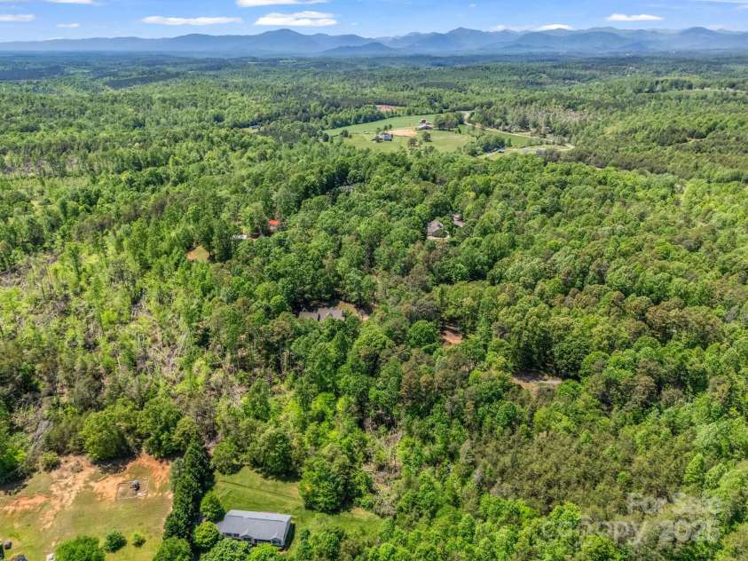 163 Summit Lane, Rutherfordton, NC 28139.  MLS# CAR4254893, YatesRealty ID 22308. 