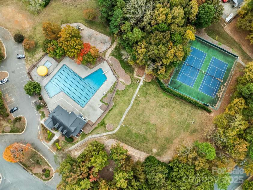9701 Kent Village Drive, Charlotte, NC 28269.  MLS# CAR4309656, YatesRealty ID 22309. Wellington Community Swim and Tennis