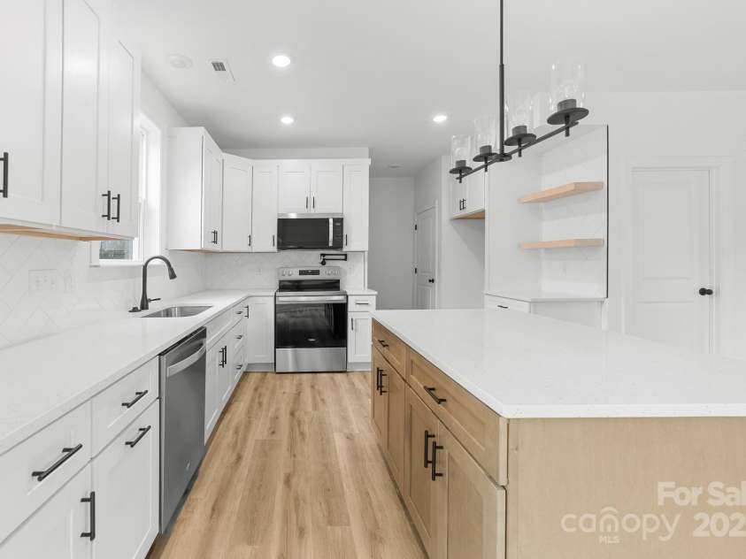 603 Calvary Street, Shelby, NC 28150.  MLS# CAR4328305, YatesRealty ID 2231. 