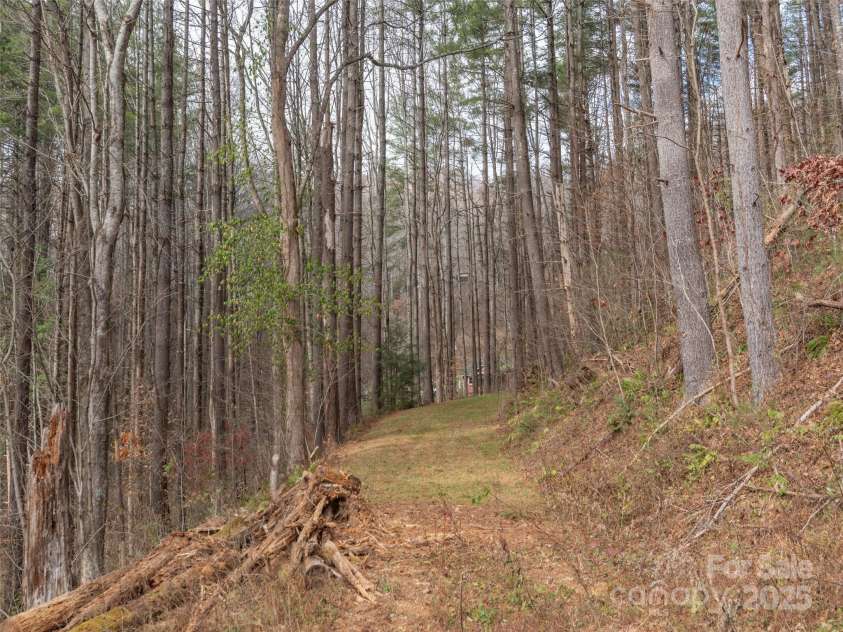 11 Freshwater Cove, Maggie Valley, NC 28751.  MLS# CAR4315955, YatesRealty ID 22310. 