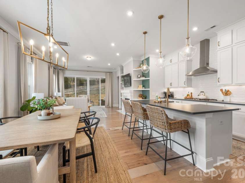 3111 Everly Enclave Way, Charlotte, NC 28210.  MLS# CAR4346886, YatesRealty ID 22312. Dining area and Kitchen