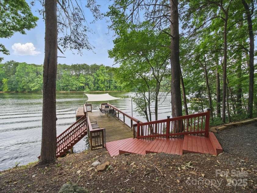 559 Dockside Terrace, Denton, NC 27239.  MLS# CAR4264761, YatesRealty ID 22312. 