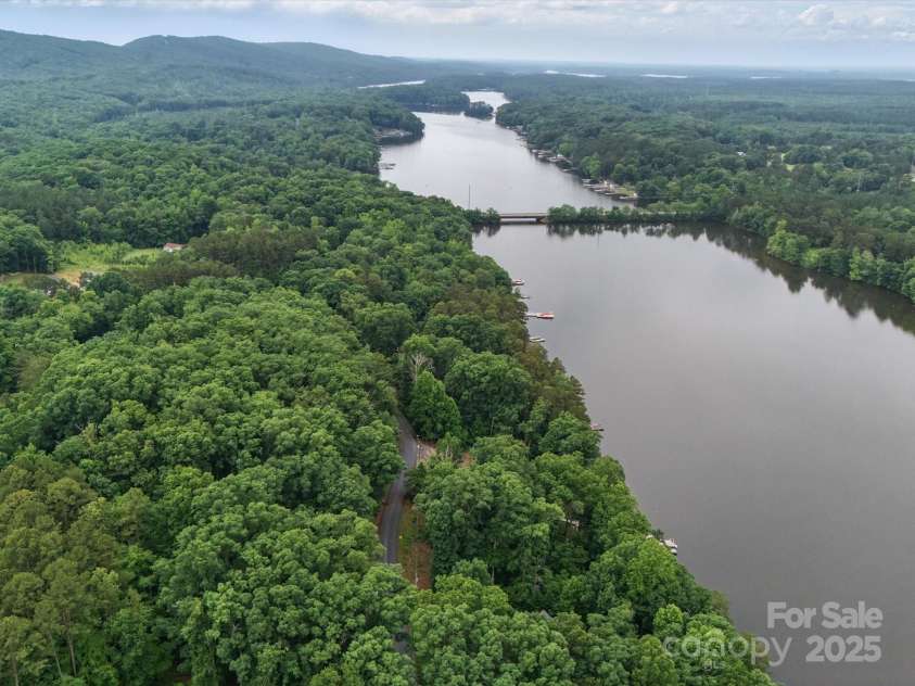 559 Dockside Terrace, Denton, NC 27239.  MLS# CAR4264761, YatesRealty ID 22312. 