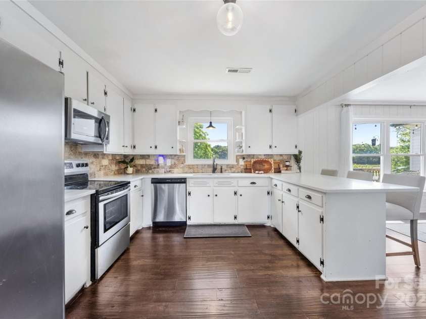 5710 Lander Benton Road, Unionville, NC 28110.  MLS# CAR4254913, YatesRealty ID 22313. 