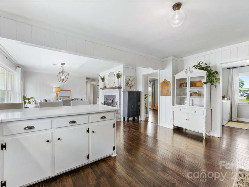 5710 Lander Benton Road, Unionville, NC 28110.  MLS# CAR4254913, YatesRealty ID 22313. 