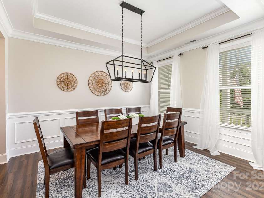 112 Shore Drive, Belmont, NC 28012.  MLS# CAR4258929, YatesRealty ID 22314. Formal Dining room