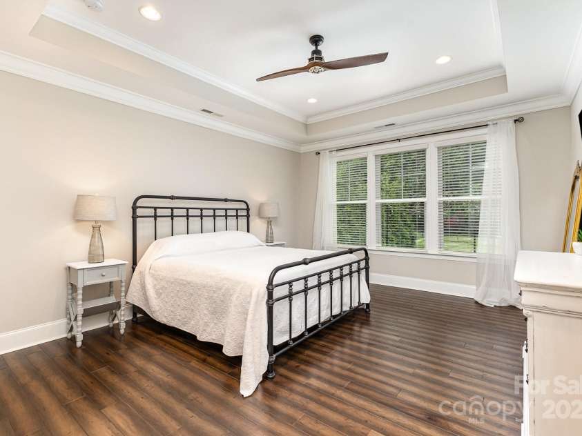 112 Shore Drive, Belmont, NC 28012.  MLS# CAR4258929, YatesRealty ID 22314. Primary bedroom