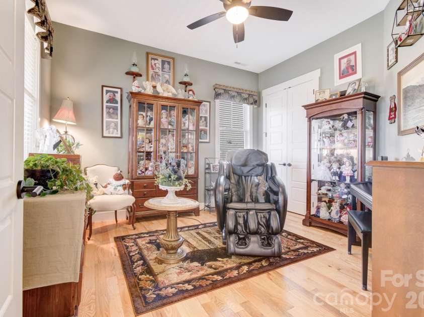 35 Cider Hill Lane, Hendersonville, NC 28792.  MLS# CAR4358432, YatesRealty ID 22314. 