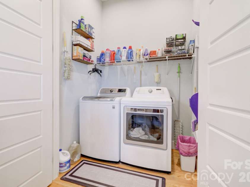 35 Cider Hill Lane, Hendersonville, NC 28792.  MLS# CAR4358432, YatesRealty ID 22314. 