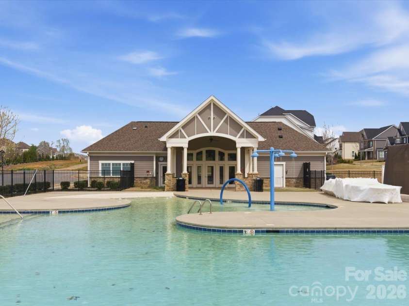 13204 Chopin Ridge Road, Huntersville, NC 28078.  MLS# CAR4363015, YatesRealty ID 22316. 