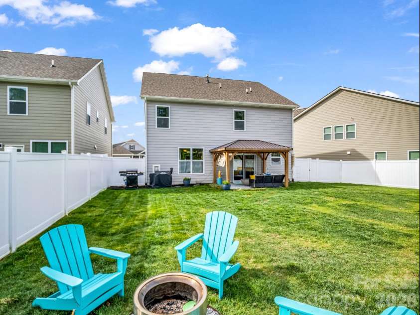 383 Fox Cove Road, Hendersonville, NC 28792.  MLS# CAR4363125, YatesRealty ID 22318. Backyard