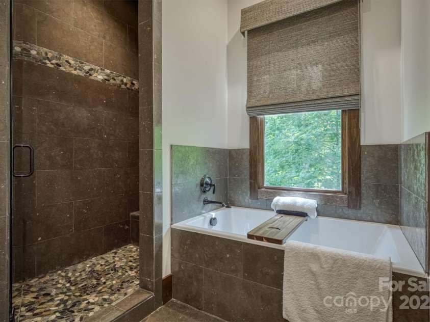 2101 October Drive, Nebo, NC 28761.  MLS# CAR4275118, YatesRealty ID 22319. 