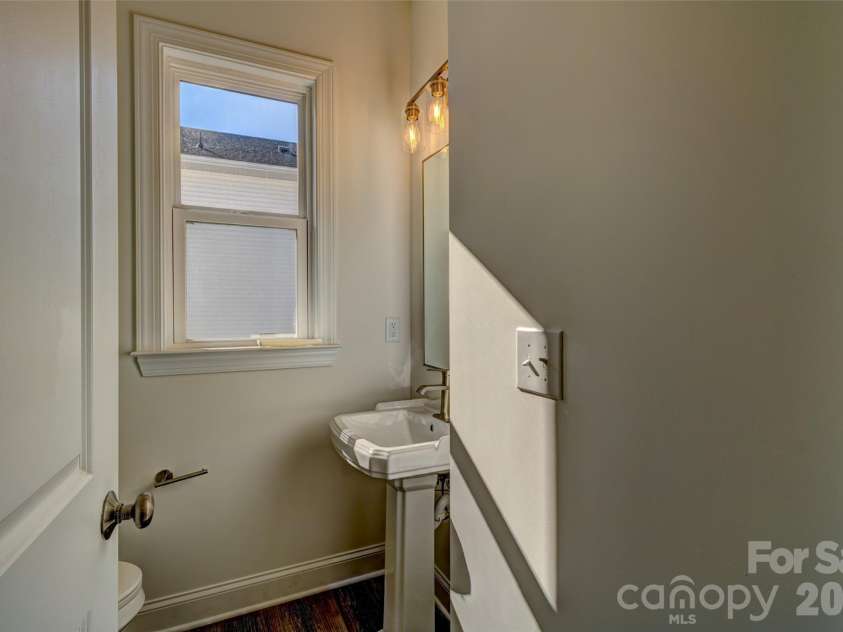 615 Buffalo Street, Shelby, NC 28150.  MLS# CAR4328308, YatesRealty ID 2232. 