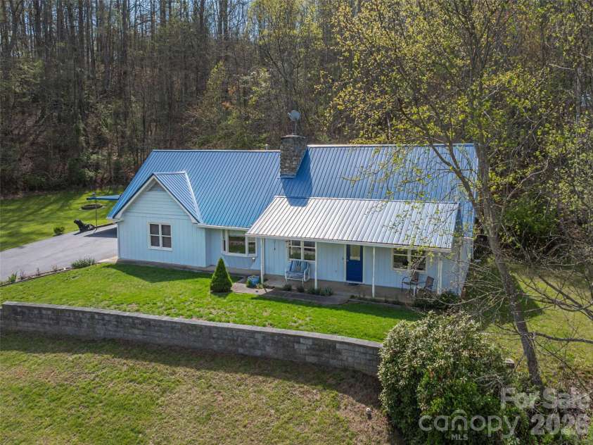 444 Martin Branch Road, Leicester, NC 28748.  MLS# CAR4369223, YatesRealty ID 22320. 