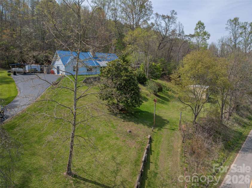 444 Martin Branch Road, Leicester, NC 28748.  MLS# CAR4369223, YatesRealty ID 22320. 