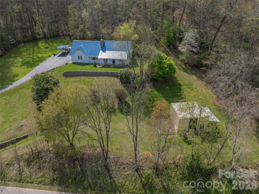 444 Martin Branch Road, Leicester, NC 28748.  MLS# CAR4369223, YatesRealty ID 22320. 
