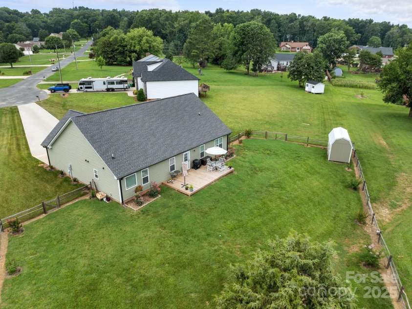 100 Royal Avenue, Albemarle, NC 28001.  MLS# CAR4274835, YatesRealty ID 22321. 