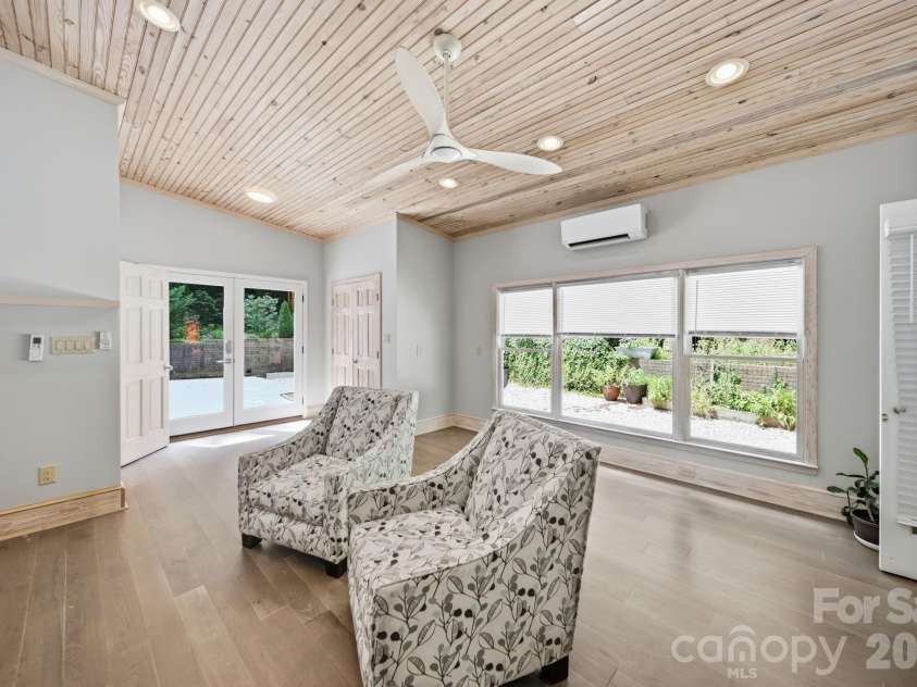 1265 Braeburn Road, Concord, NC 28027.  MLS# CAR4373392, YatesRealty ID 22321. 