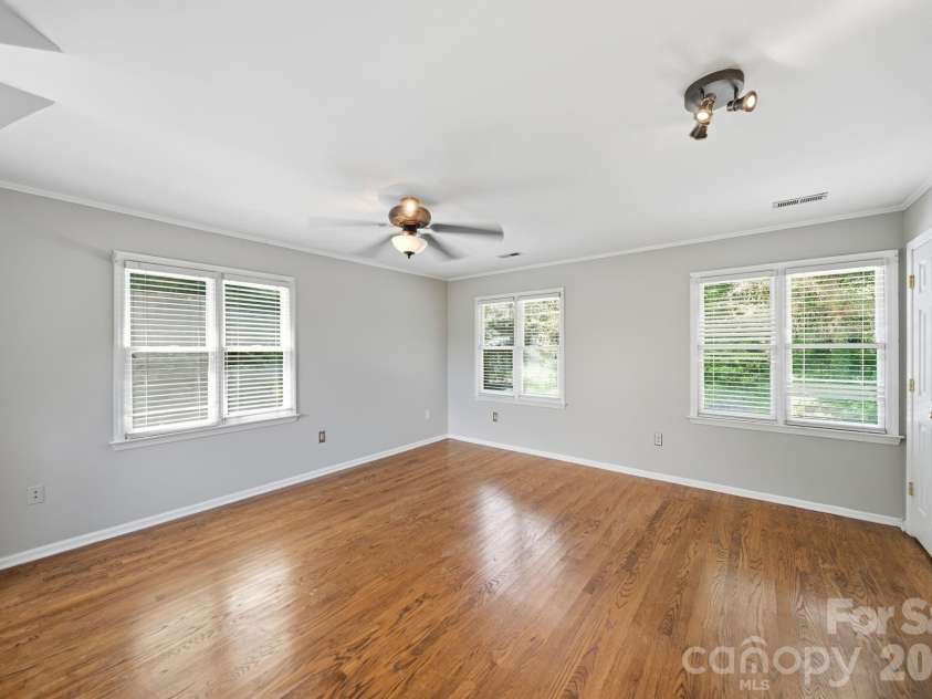 1265 Braeburn Road, Concord, NC 28027.  MLS# CAR4373392, YatesRealty ID 22321. 