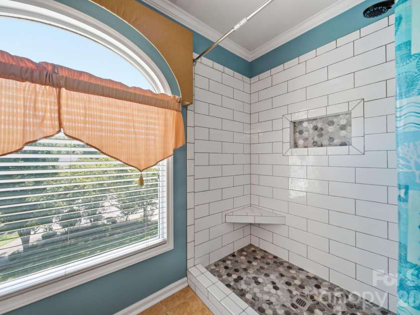 1265 Braeburn Road, Concord, NC 28027.  MLS# CAR4373392, YatesRealty ID 22321. 