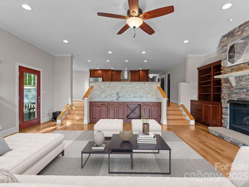 141 Baywatch Drive, Mooresville, NC 28117.  MLS# CAR4224765, YatesRealty ID 22322. 