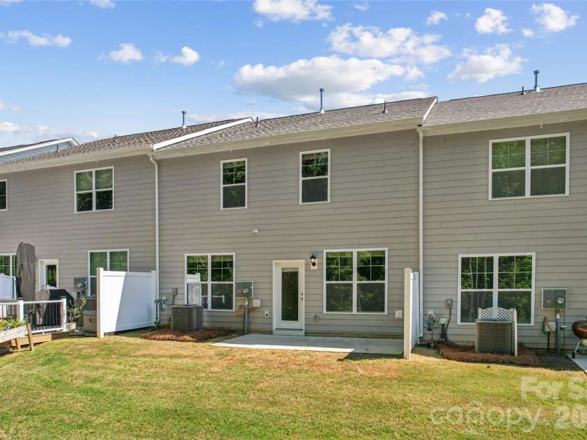7870 Iron Road, Sherrills Ford, NC 28673.  MLS# CAR4373269, YatesRealty ID 22322. 