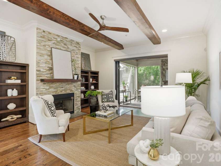 4507 Givens Way, Charlotte, NC 28209.  MLS# CAR4376628, YatesRealty ID 22323. 