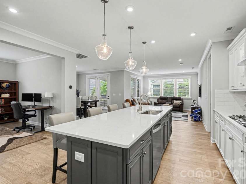 3232 Marchers Trace Drive, Mint Hill, NC 28227.  MLS# CAR4377043, YatesRealty ID 22324. 