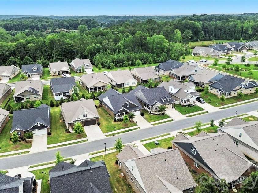 3232 Marchers Trace Drive, Mint Hill, NC 28227.  MLS# CAR4377043, YatesRealty ID 22324. 